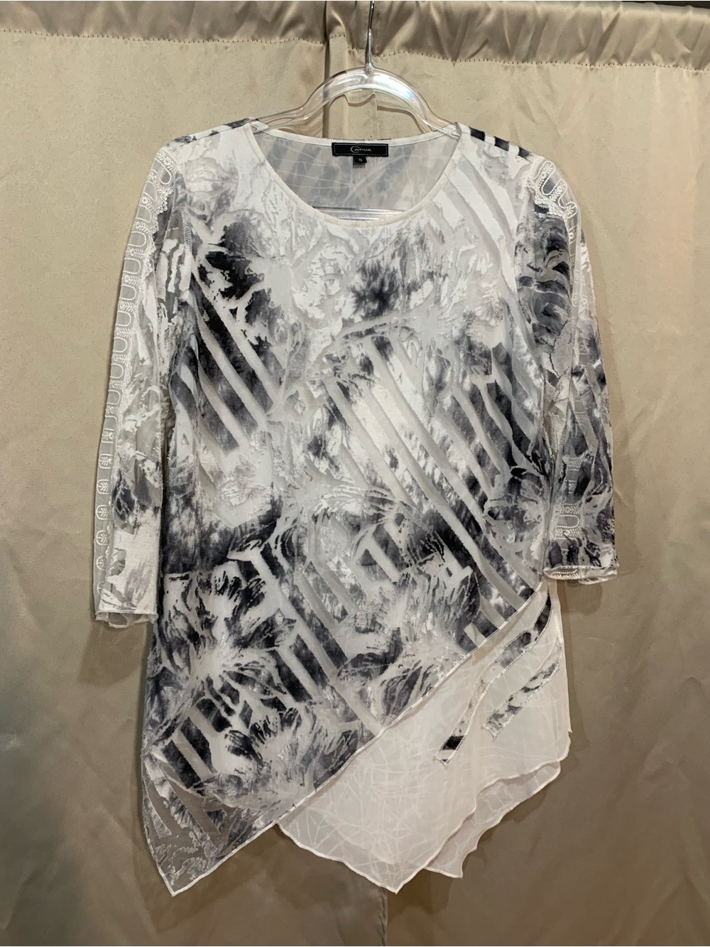 Ativa White and Black Asymmetric Patterned Tunic  #63/2